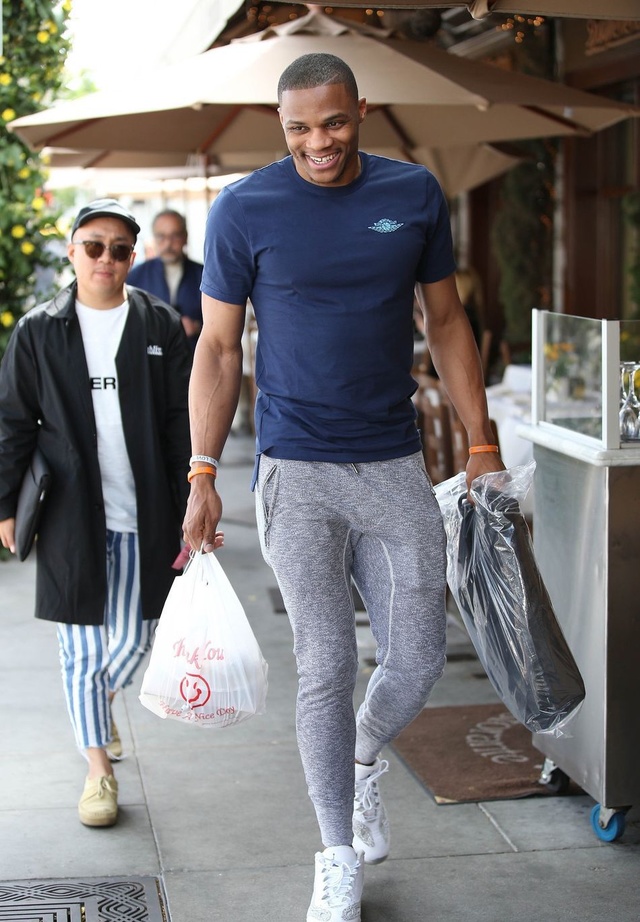 如三后卫过 如三后卫过